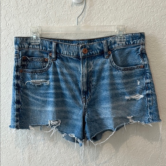 American Eagle 90’s Boyfriend Denim Short - Picture 1 of 12